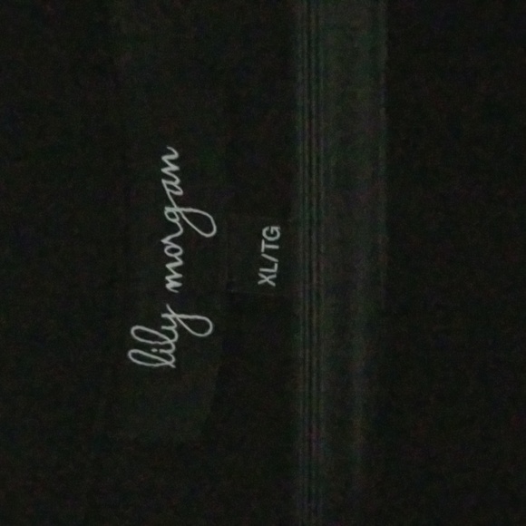 Top - Picture 3 of 4